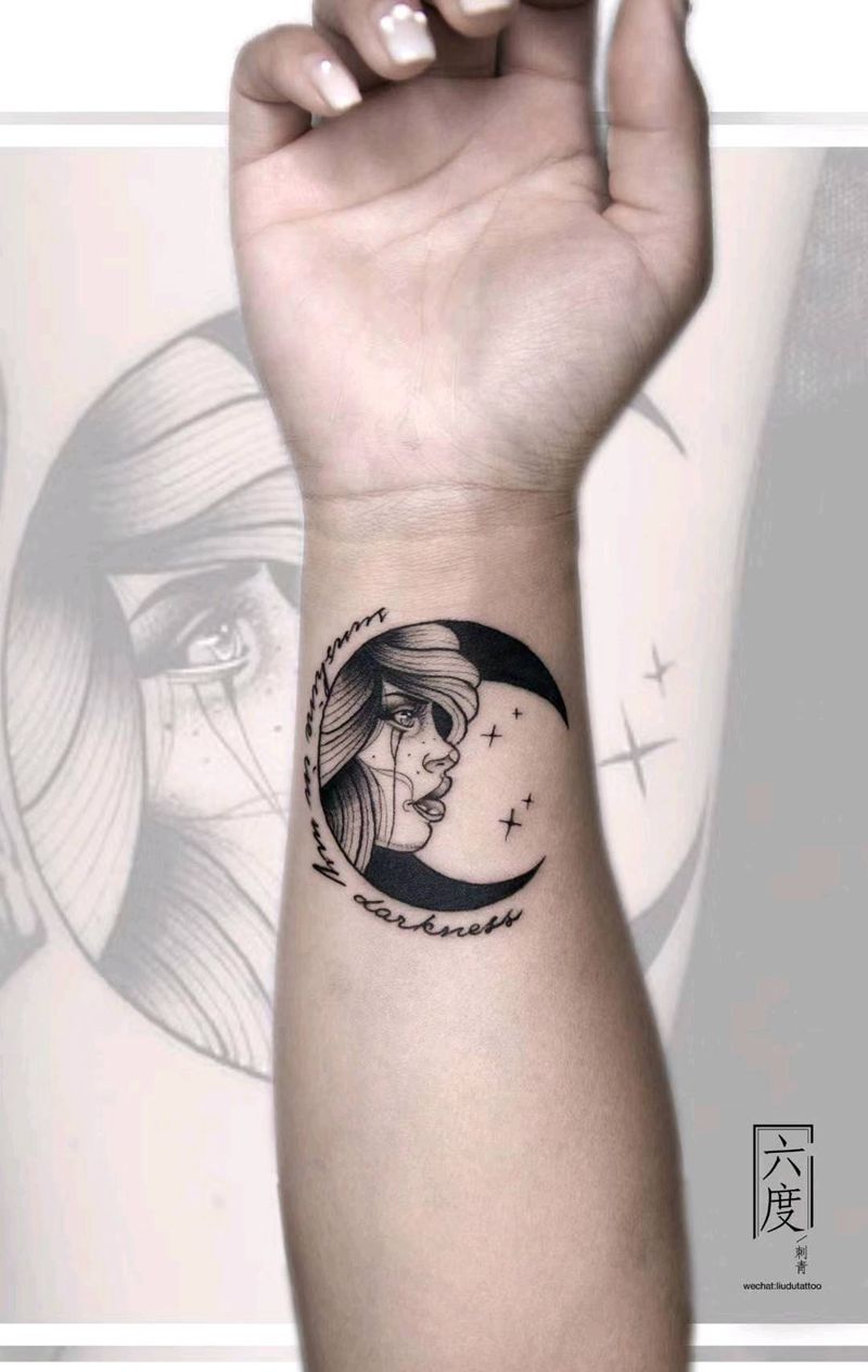 女人月亮纹身图片_手臂Old School纹身图案