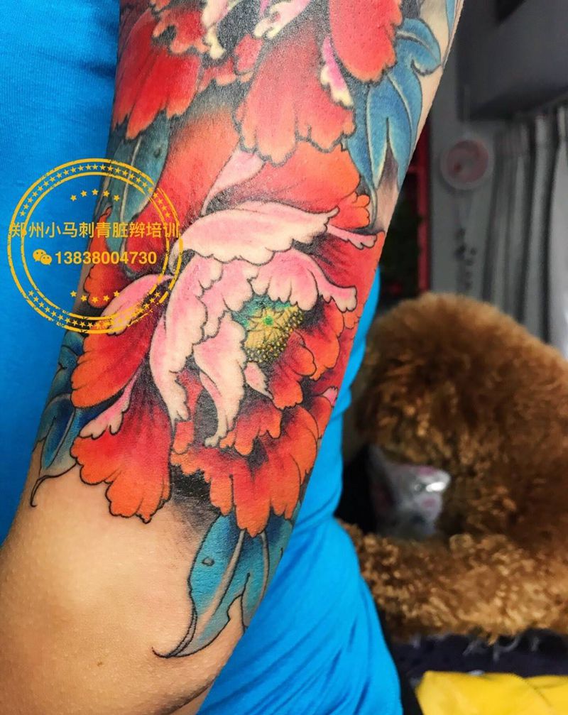 牡丹纹身图片_成品手臂植物传统纹身图案