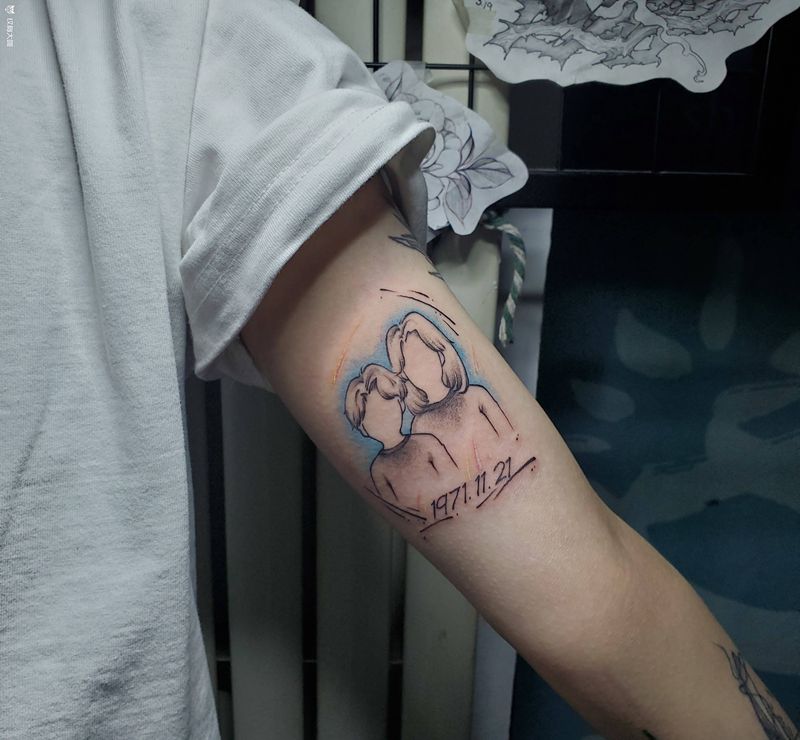 原创家人照片纹身图片_手臂肩部水彩New School照片彩色清新纹身图案