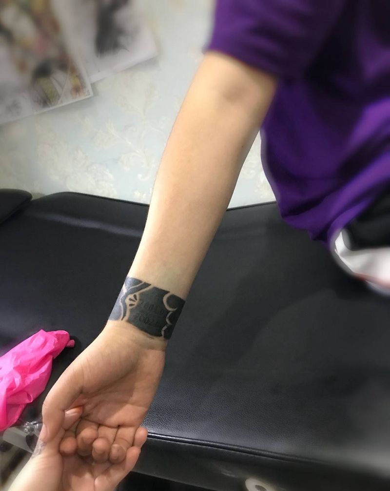 老传统手环纹身纹身图片_成品手臂传统原创纹身图案