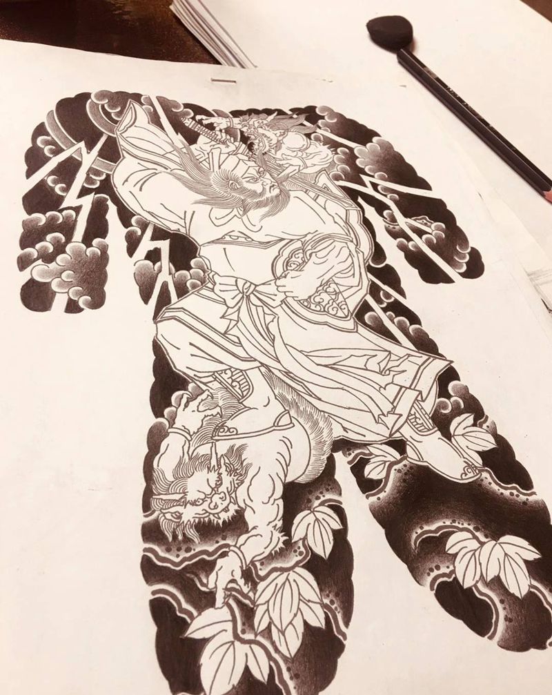 钟馗捉鬼纹身图片_背部腿部老传统纹身图案