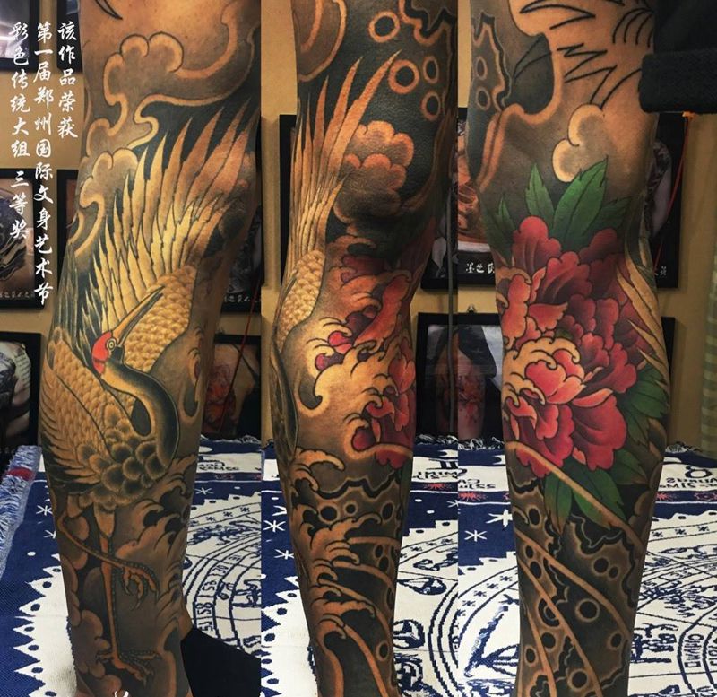 仙鹤牡丹纹身图片