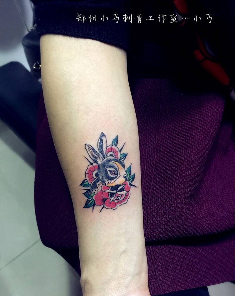 兔兔纹身图片_成品手臂动物纹身图案