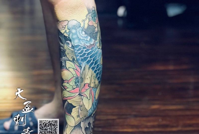 小腿鲤鱼！纹身图片_成品纹身图案