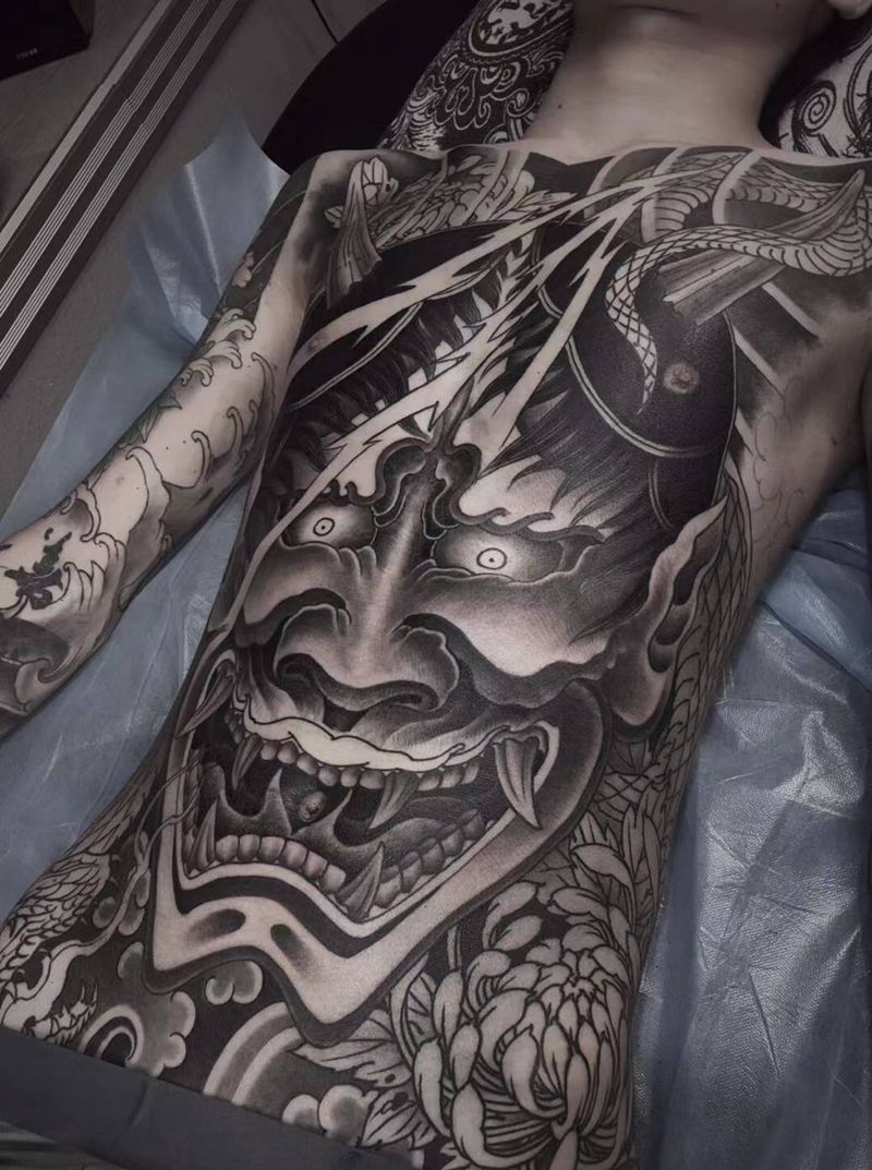 般若纹身图片_腰部腹部新传统般若纹身图案