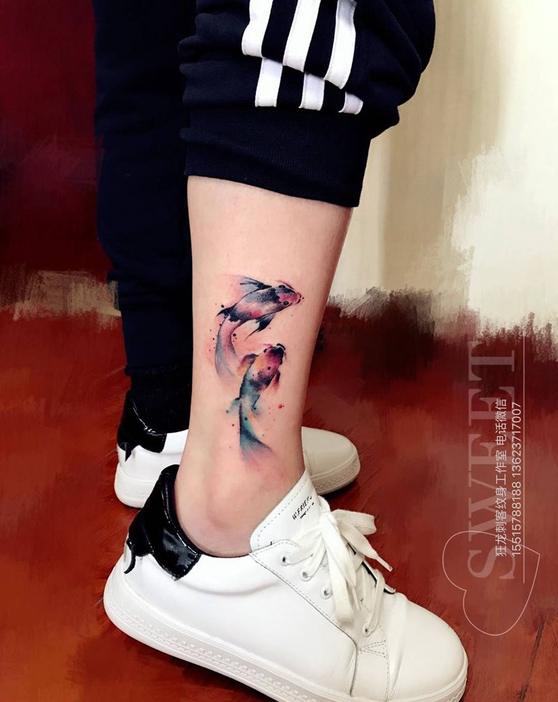 鱼纹身图片_成品脚部腿部传统清新国画动物图腾欧美纹身图案