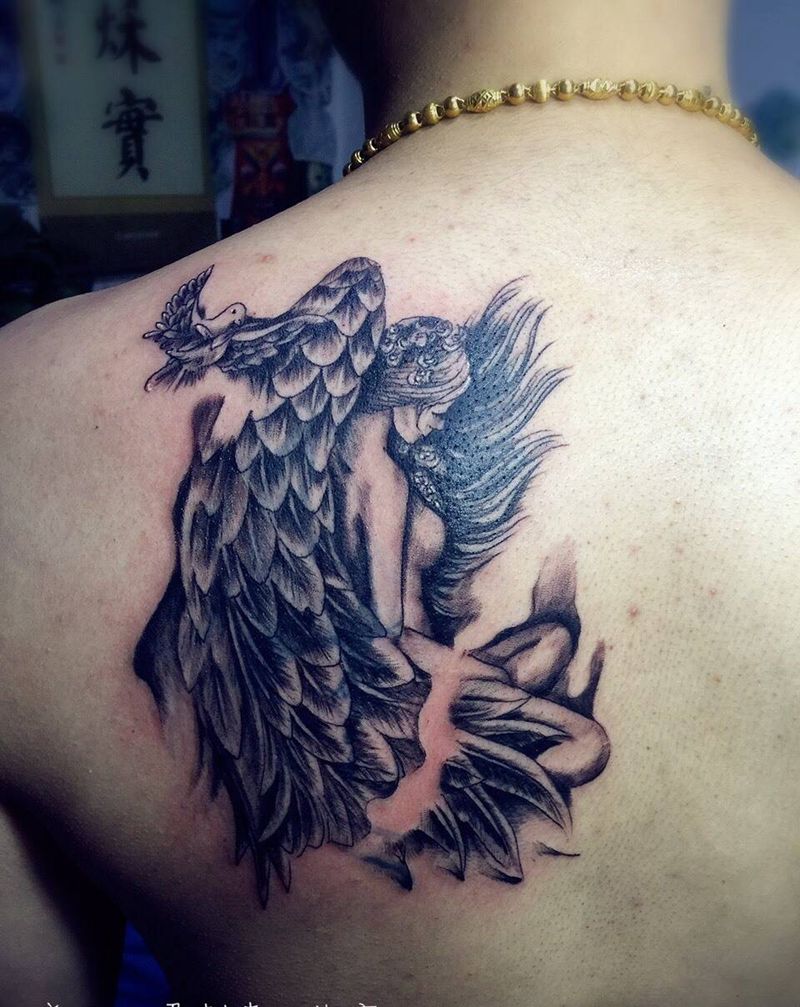 天使纹身图片_成品背部纹身图案