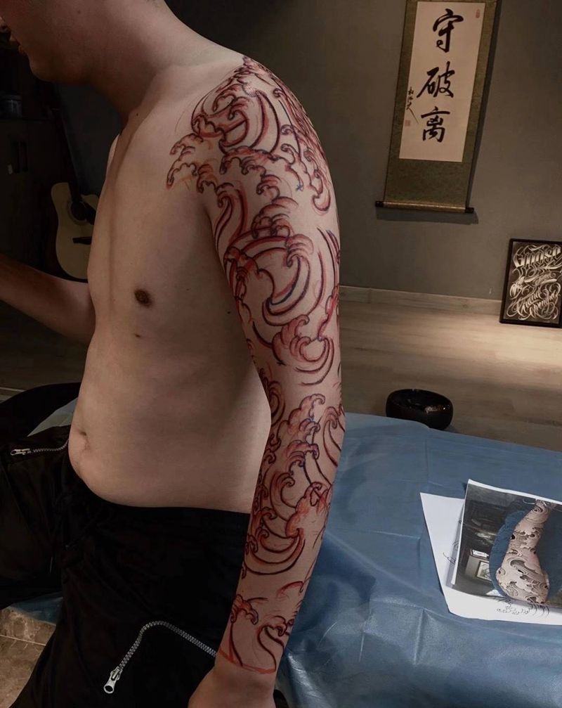 浪臂纹身图片_手臂手部新传统老传统浪纹身图案