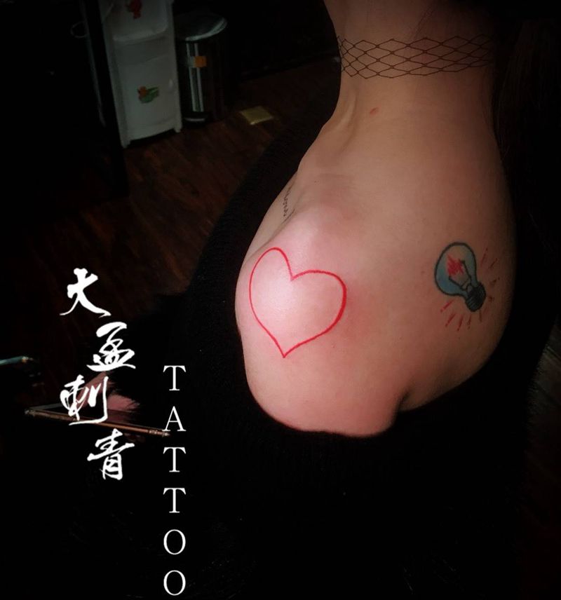 线条红心，纹身图片_成品纹身图案