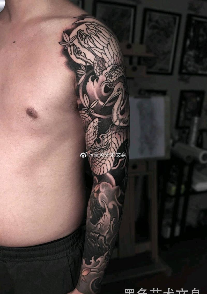 “仙鹤”纹身图片_手臂新传统纹身图案