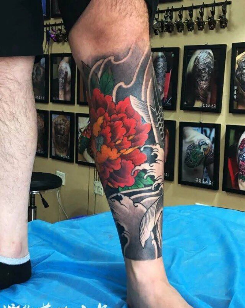 包小腿鲤鱼牡丹纹身图片