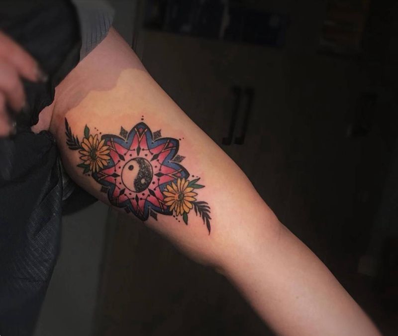 小图纹身图片_手臂背部新传统老传统纹身图案