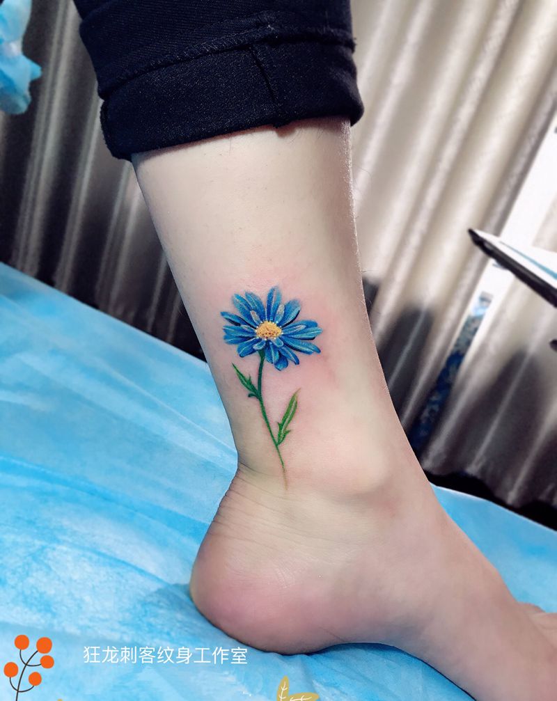 小雏菊纹身图片_脚部腿部新传统水彩小雏菊菊花小清新纹身图案
