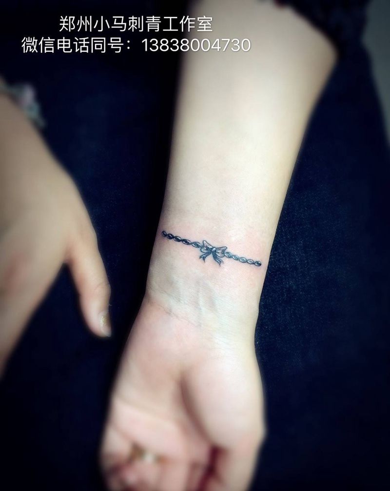 小手链疤痕遮盖纹身图片
