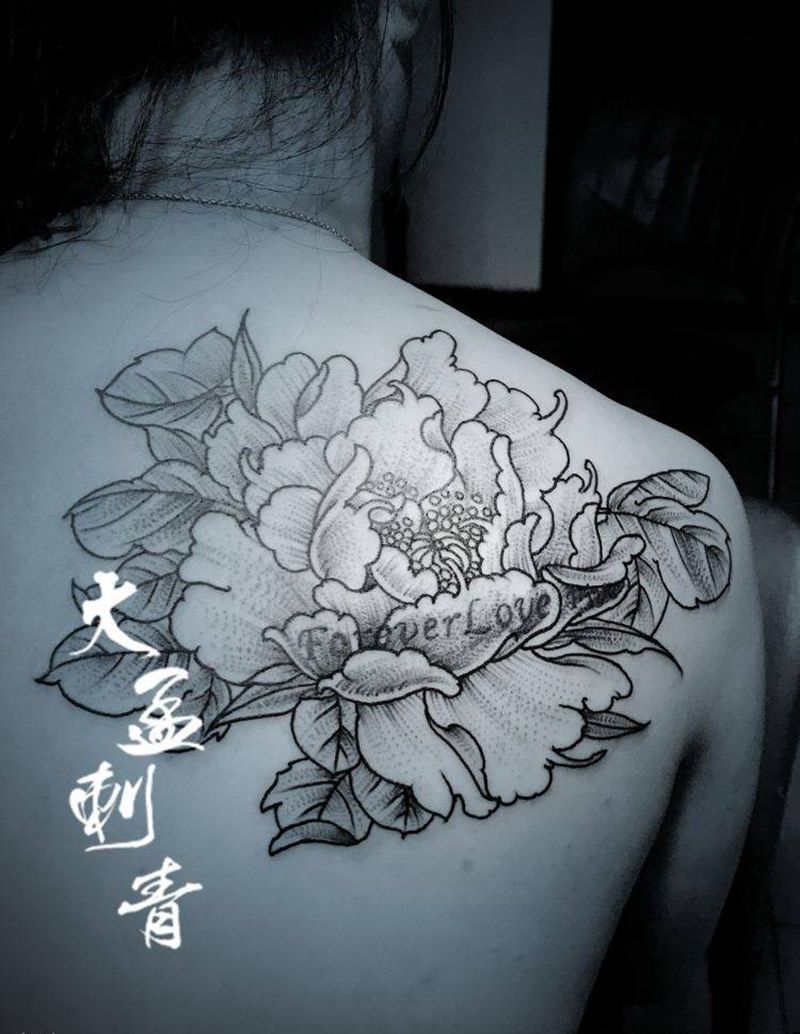 肩膀牡丹纹身图片_成品纹身图案