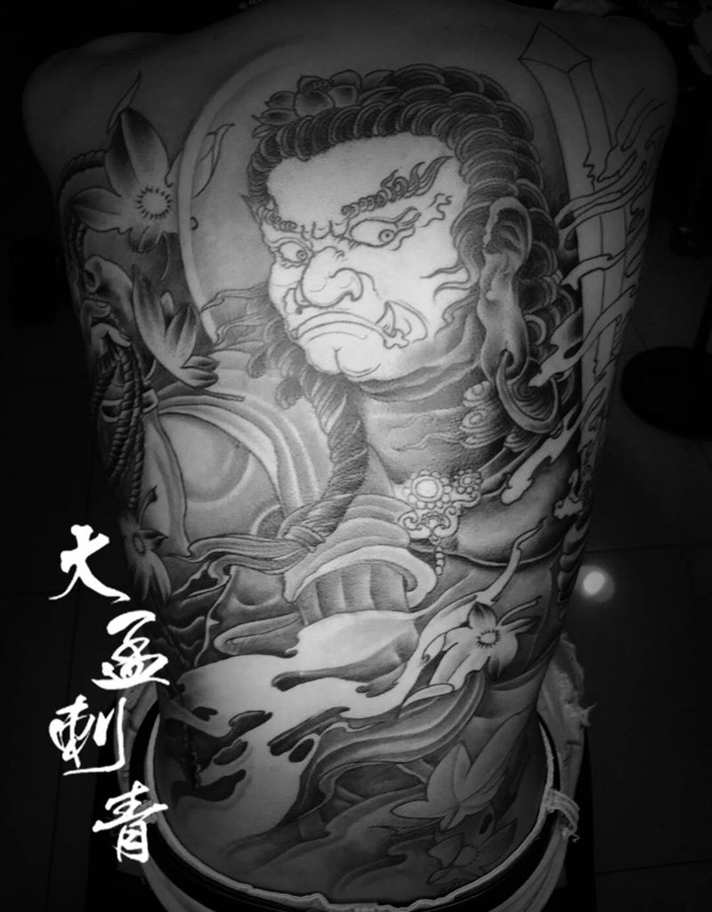 满背不动明王纹身图片_成品纹身图案