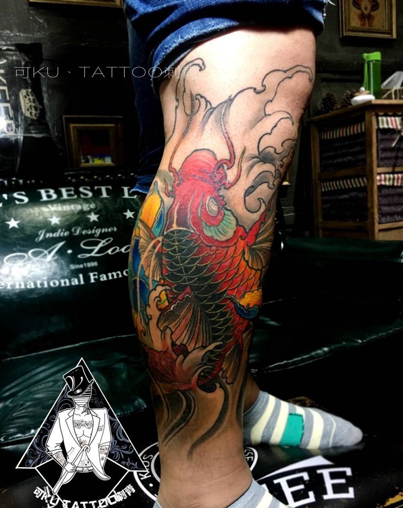 锦鲤纹身图片_成品腿部传统动物原创纹身图案