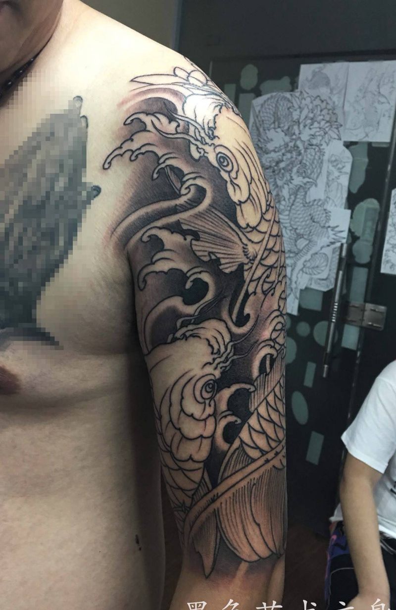 鲤鱼纹身图片