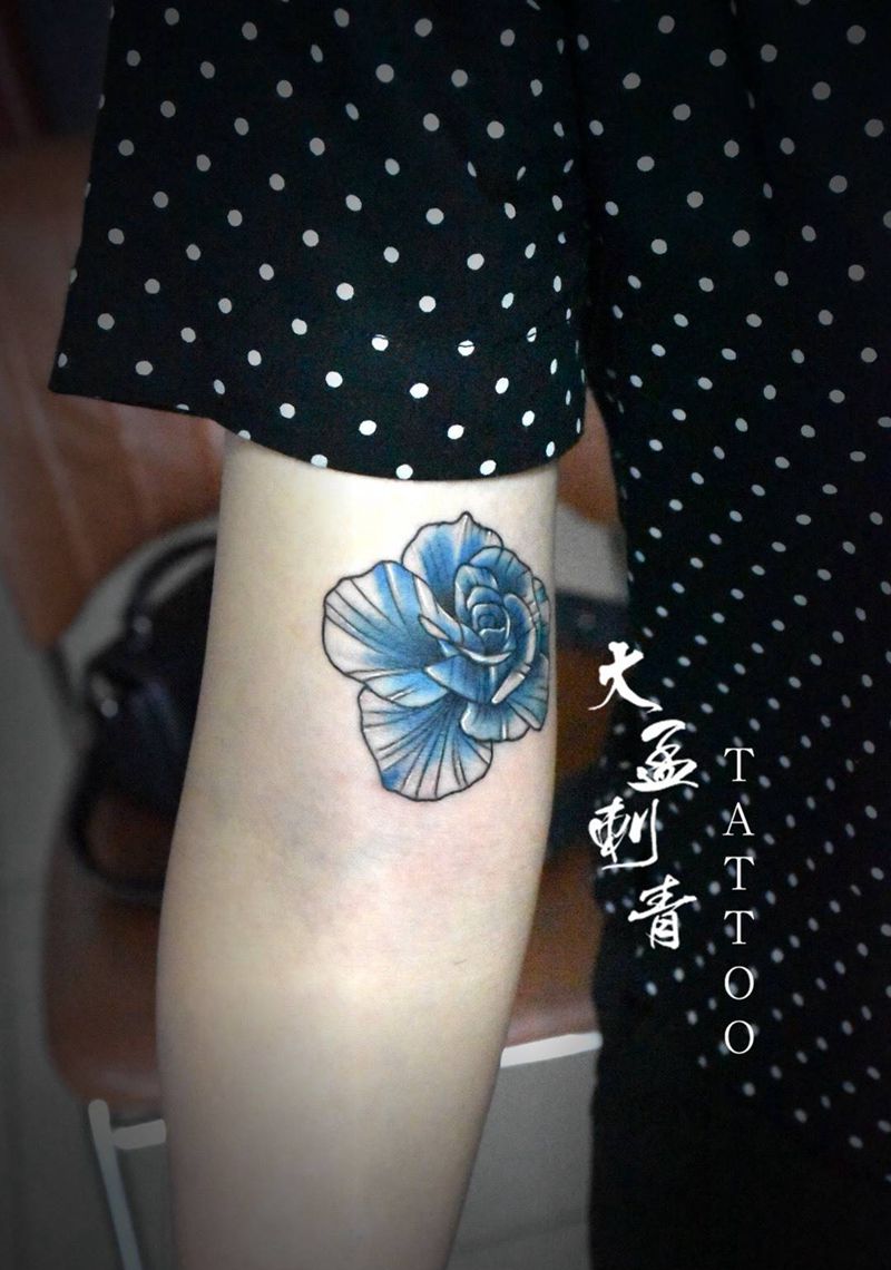 玫瑰遮盖纹身图片_成品纹身图案