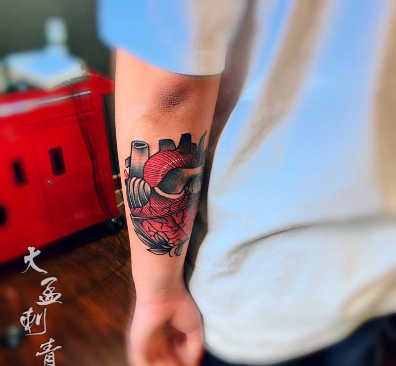 school心脏纹身图片_成品纹身图案