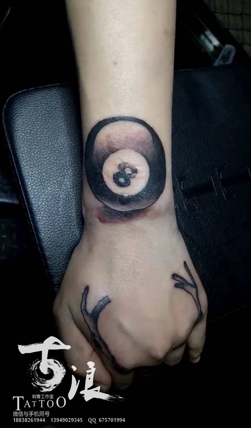 三个图全是遮盖纹身图片_成品手稿纹身图案