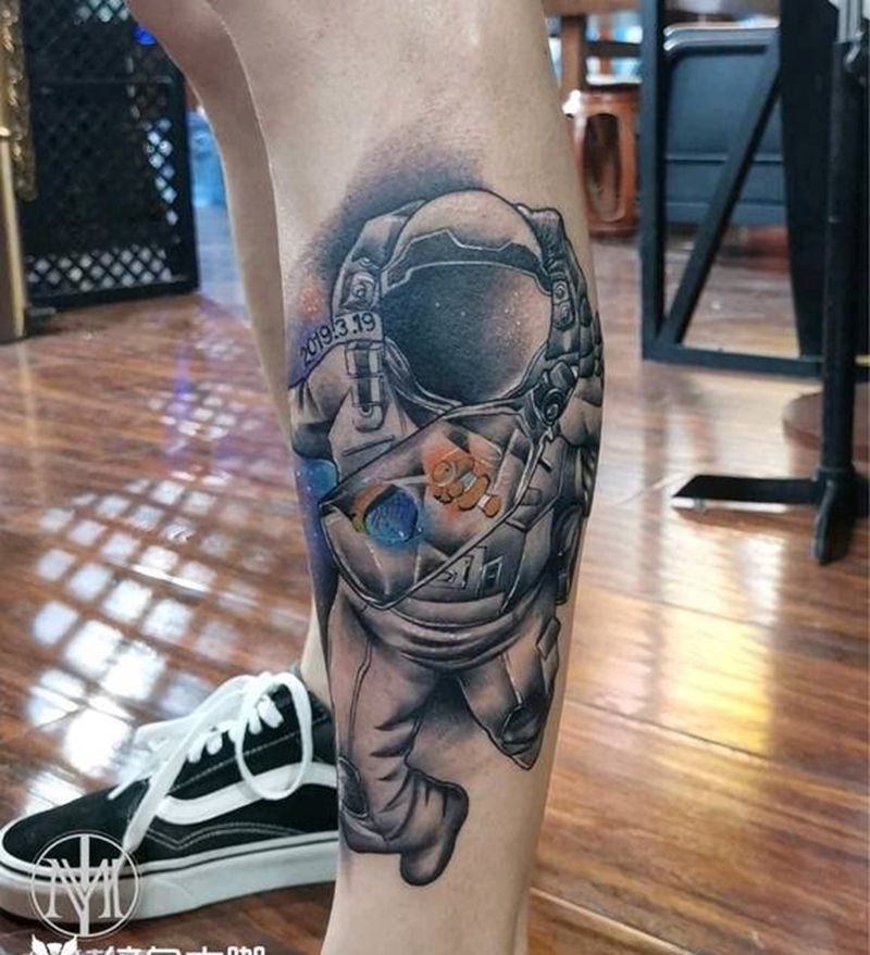 宇航员…纹身图片_欧美写实纹身图案
