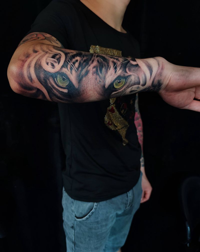 老虎纹身图片_欧美写实纹身图案
