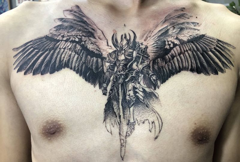 不止善恶无非神魔纹身图片_胸部纹身图案