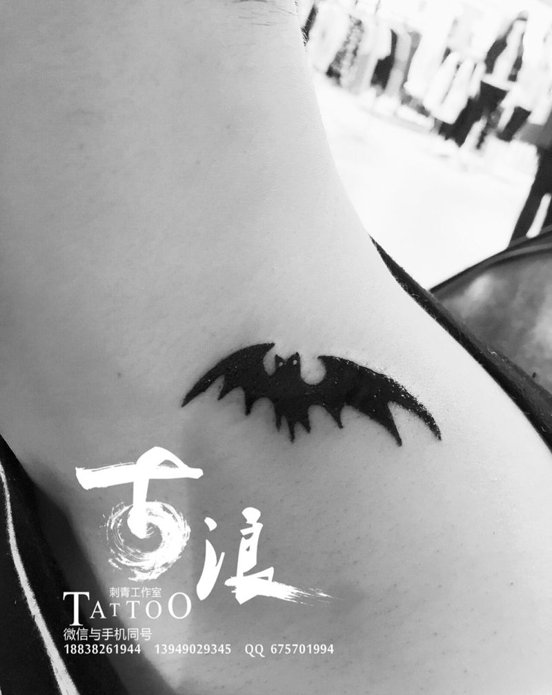 小蝙蝠纹身图片