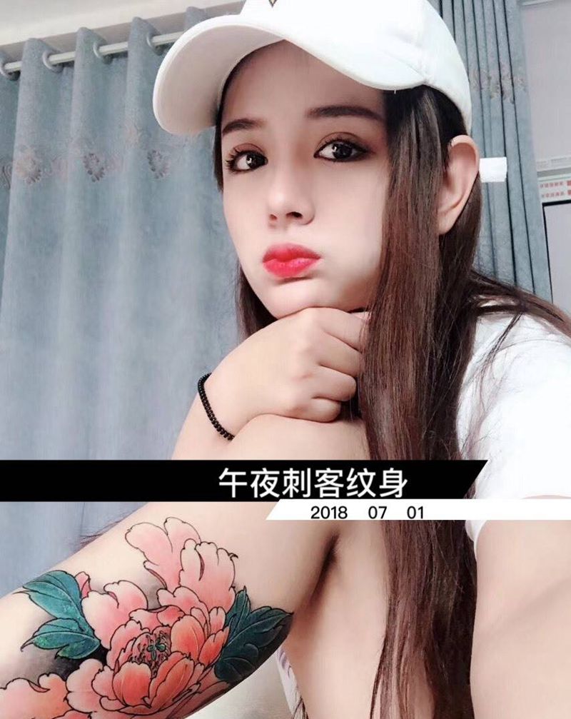 退痂中的，买家秀纹身图片_成品腿部传统写实清新国画植物原创纹身图案