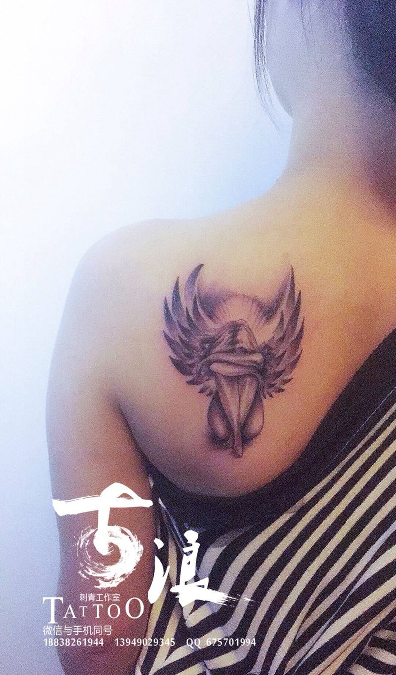 坠落天使纹身图片_成品颈部手臂背部脚部鬼神原创情侣人物传统纹身图案