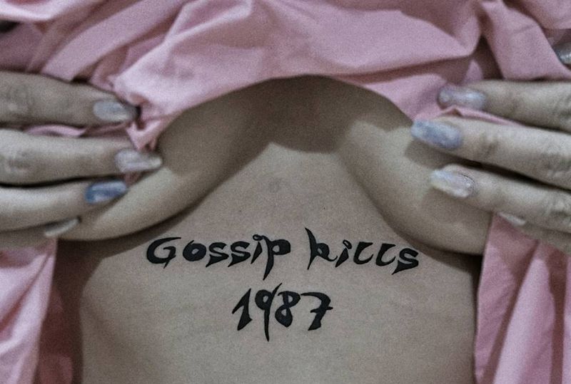 英文纹身图片_腹部胸部图腾英文纹身图案