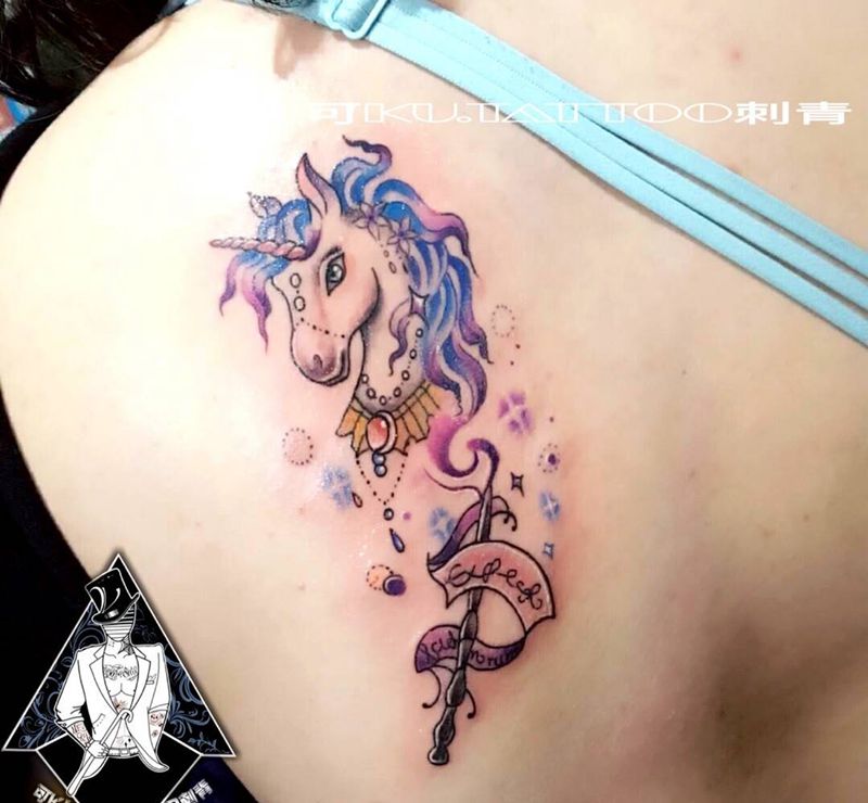 魔法棒纹身图片_成品手稿插画背部清新动物纹身图案