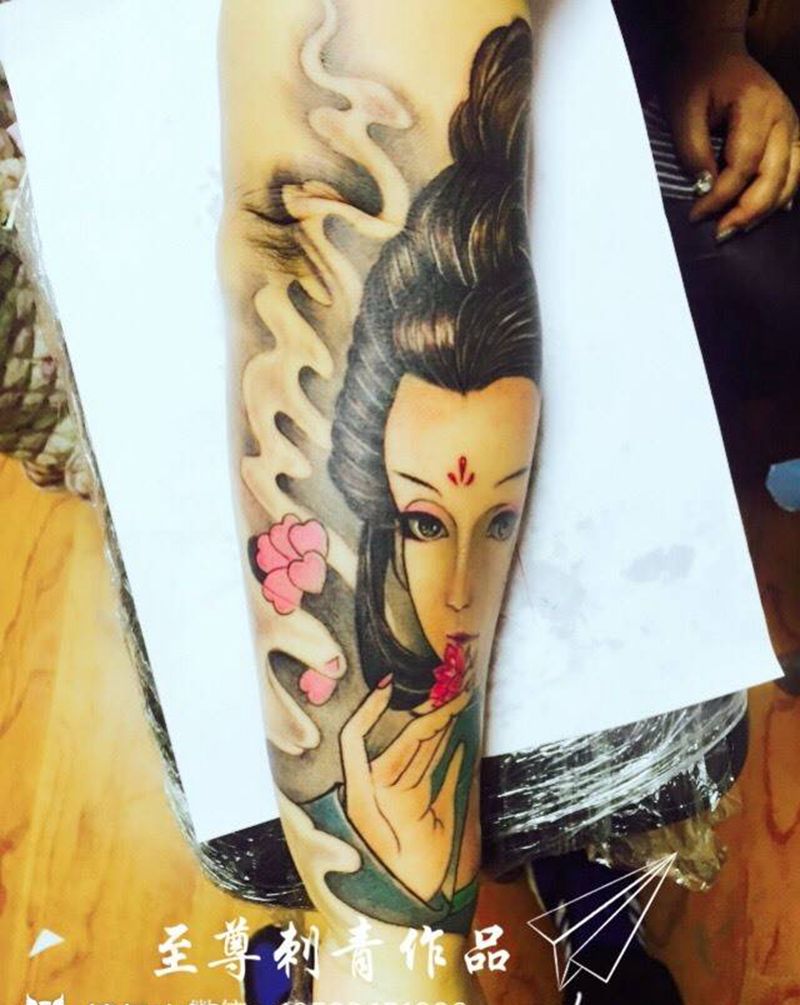 古风美女纹身图片