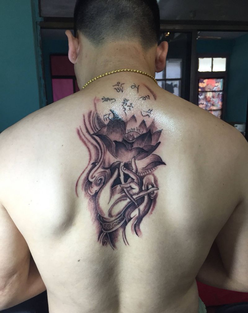 佛手莲花纹身图片