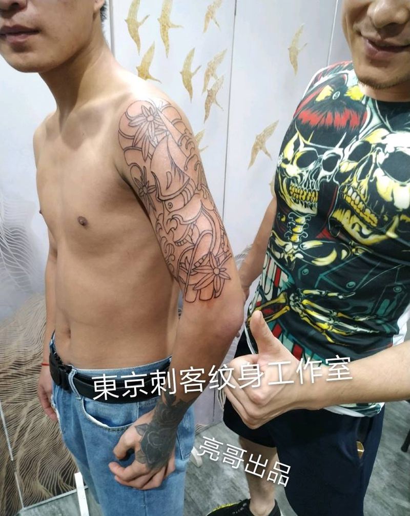 班若纹身图片_手臂纹身图案