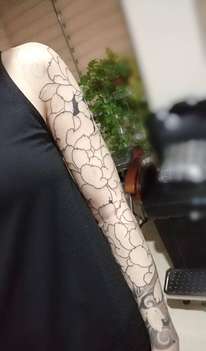 很花的花臂，纹身图片_成品颈部肩部腿部欧美纹身图案