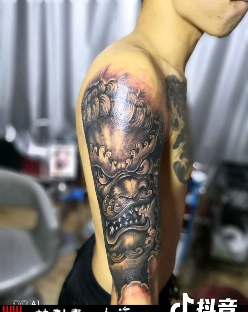 唐狮纹身图片