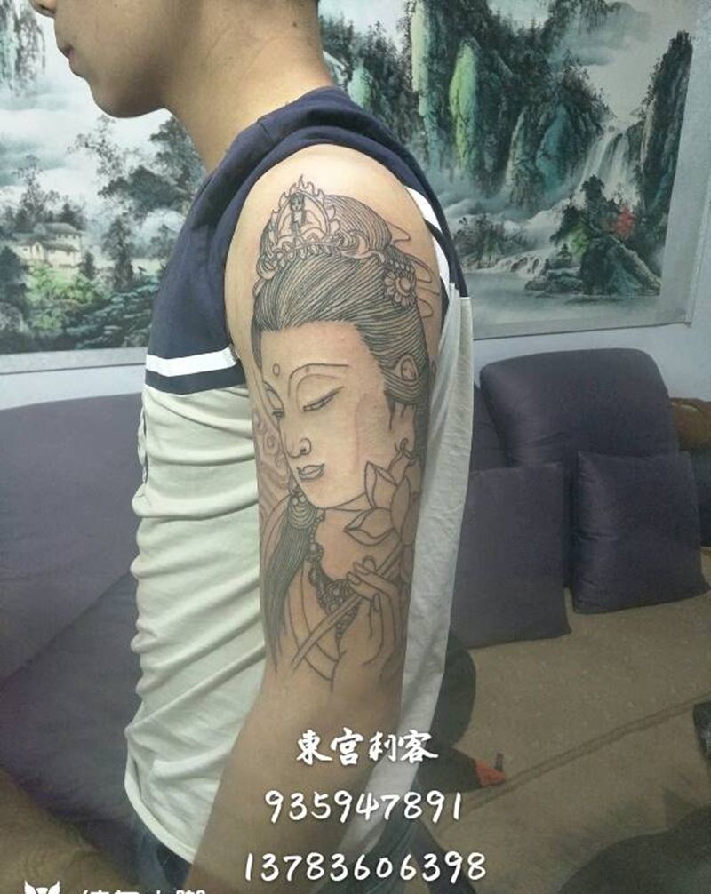 菩萨恢复后打雾纹身图片