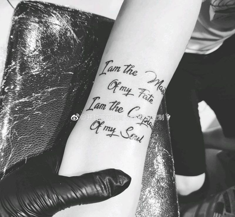 原创英文设计纹身图片_手臂欧美清新字符成品纹身图案