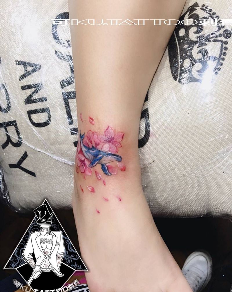 鲸鱼遮盖纹身图片