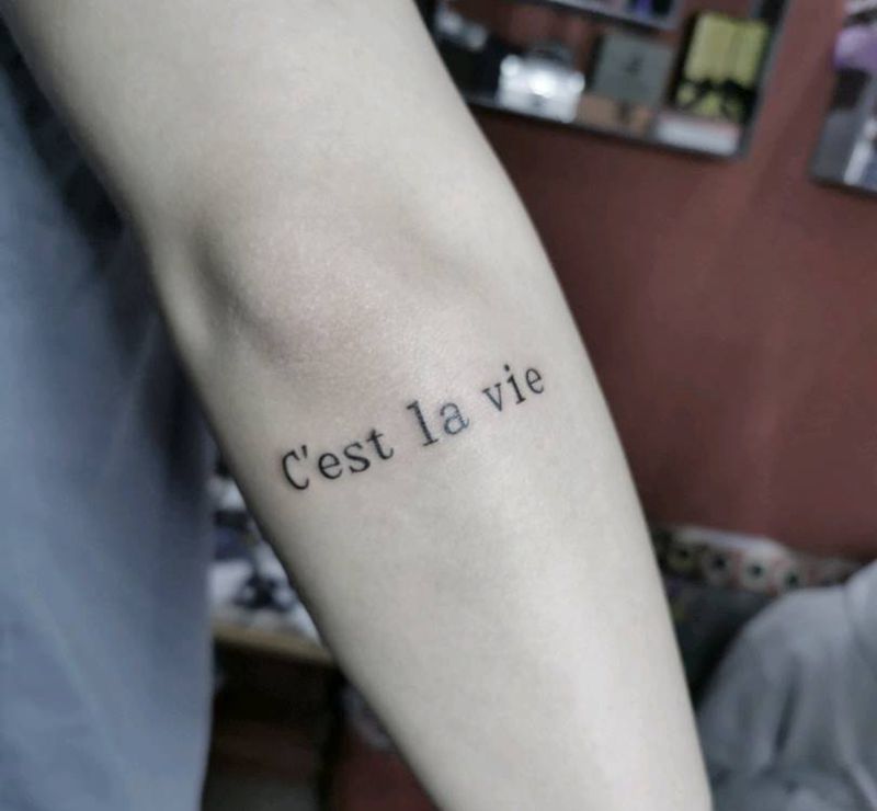 英文纹身图片_手臂花体字英文纹身图案