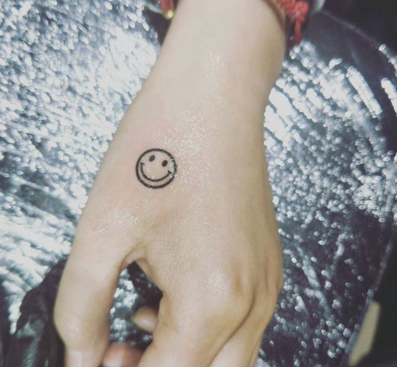 笑脸纹身图片