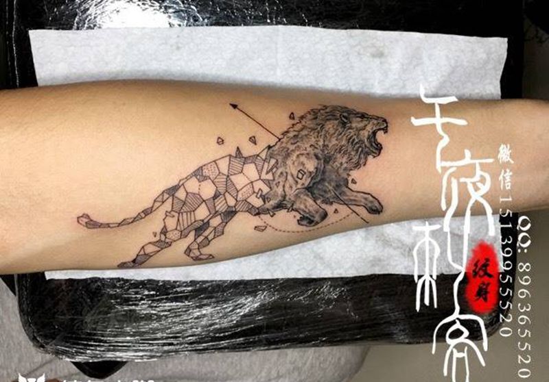 几何动物纹身图片_几何动物清新传统欧美手臂成品纹身图案
