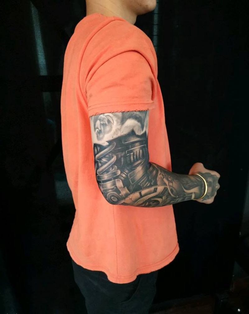 机械臂欧美纹身图片_欧美写实纹身图案