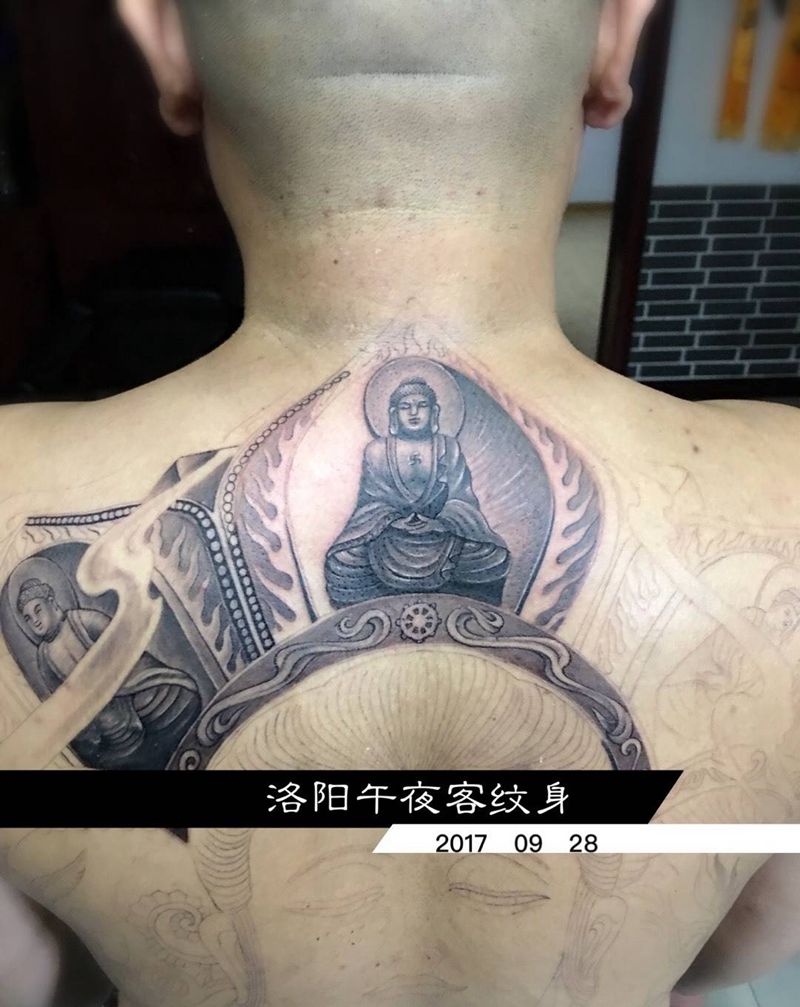 小佛纹身图片