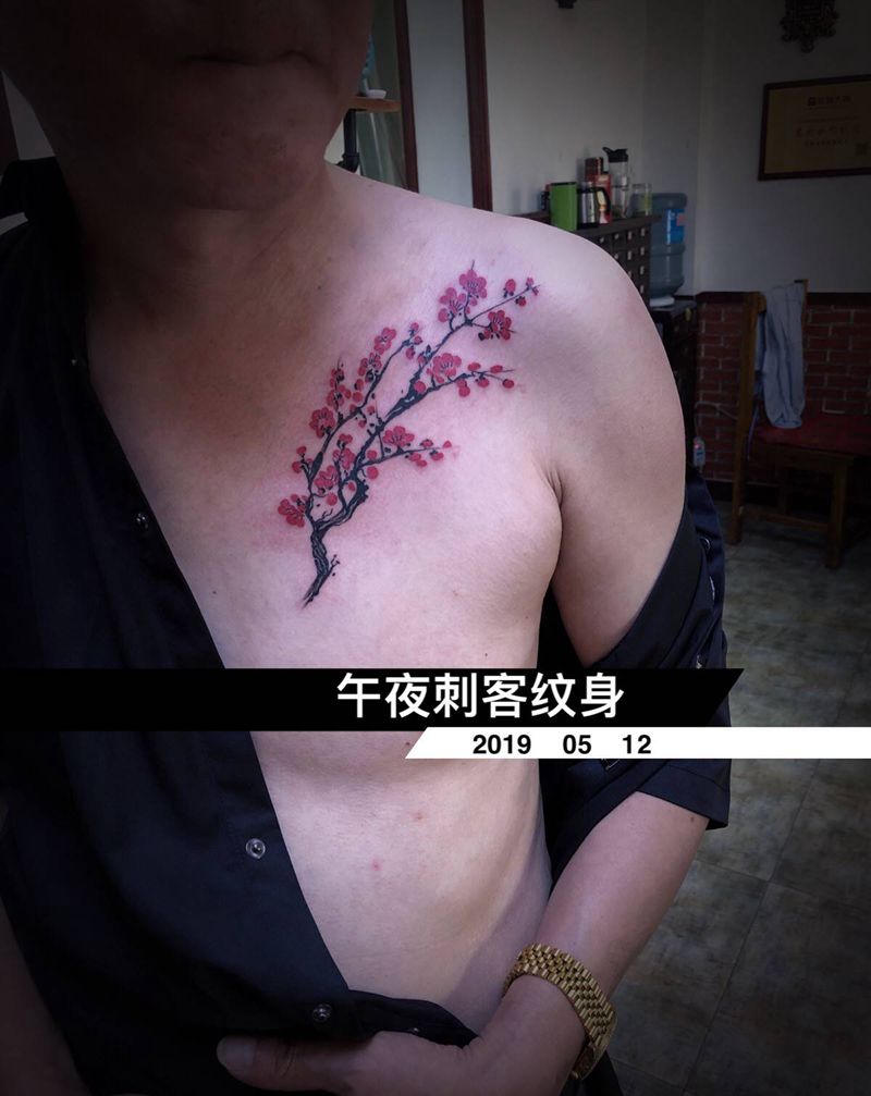 梅花纹身图片_小清新纹身图案