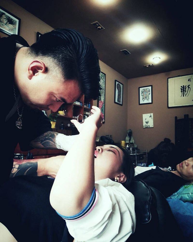 扎银儿 我是认真的～[阴险]纹身图片