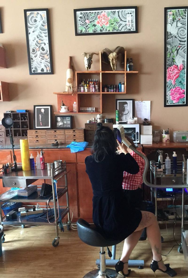 刺艺堂-彫茜清洗刺青～纹身图片_成品颈部肩部腰部臀部腿部习俗欧美传统写实纹身图案