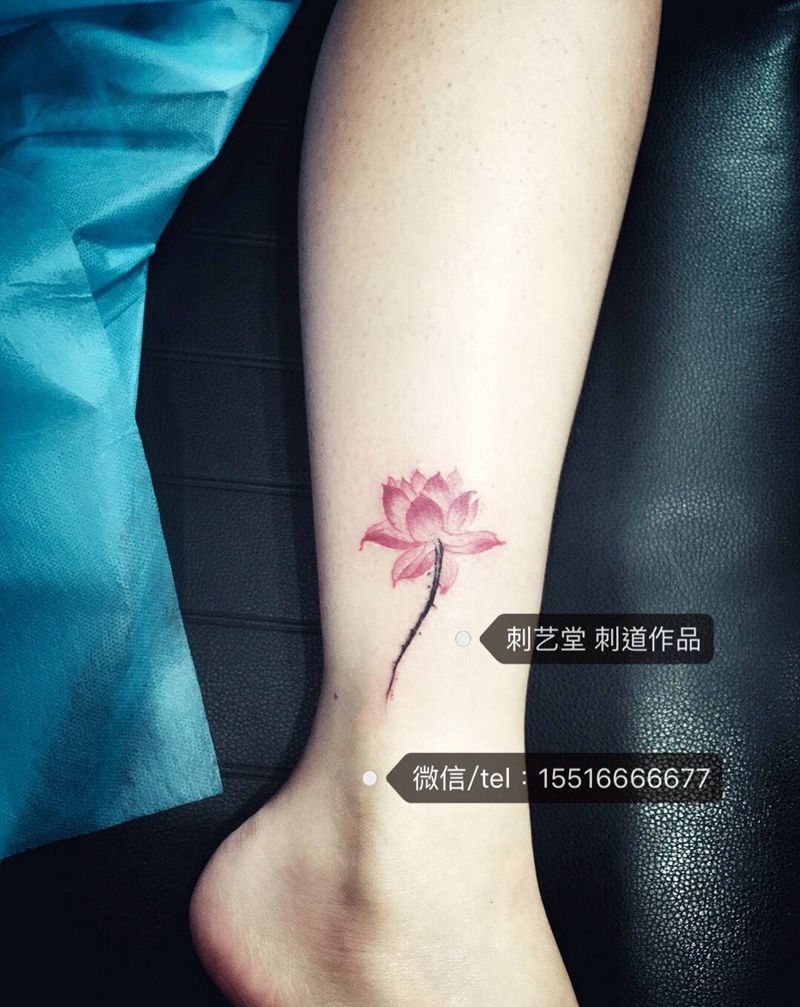 一朵小花纹身图片